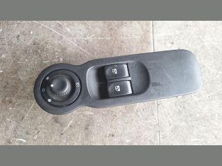 bontott RENAULT MODUS Ablakemelő Kapcsoló Négyes / Kettes