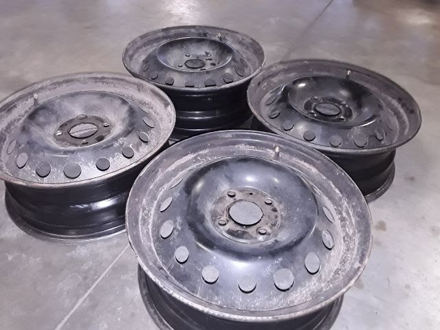 bontott RENAULT MODUS Acélfelni Szett