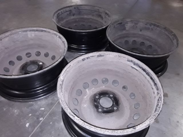 bontott RENAULT MODUS Acélfelni Szett