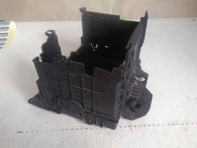 bontott RENAULT MODUS Akkumulátor Tartó