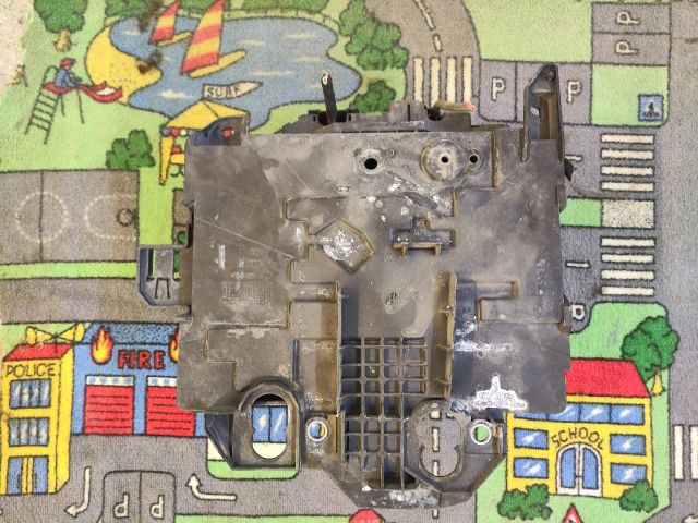 bontott RENAULT MODUS Akkumulátor Tartó