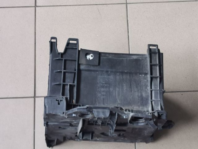 bontott RENAULT MODUS Akkumulátor Tartó
