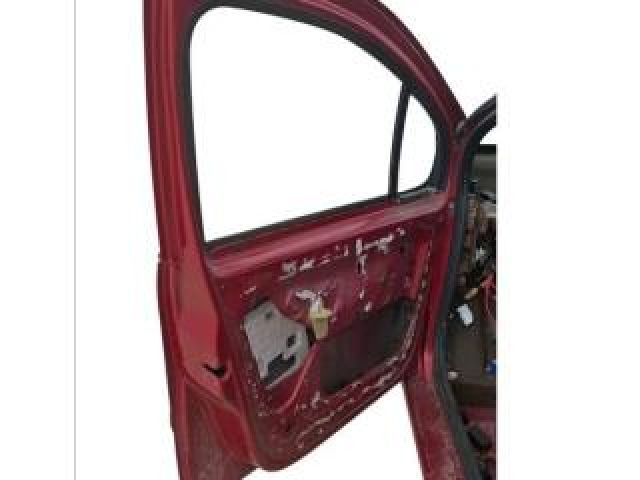 bontott RENAULT MODUS Bal első Ajtó (Üres lemez)