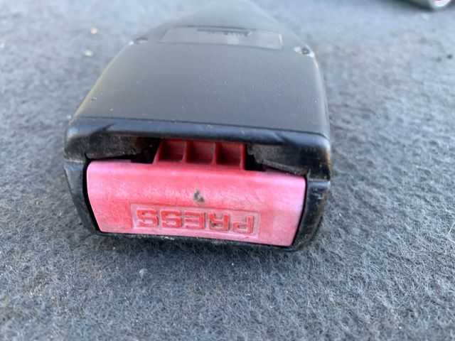 bontott RENAULT MODUS Bal első Biztonsági Öv Csat