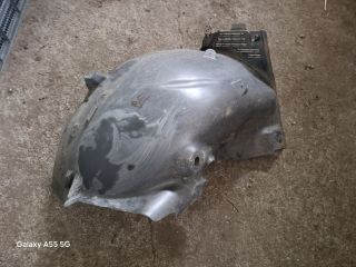 bontott RENAULT MODUS Bal első Első Dobbetét (Kerékjárati, Műanyag)