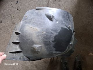 bontott RENAULT MODUS Bal első Hátsó Dobbetét (Kerékjárati, Műanyag)