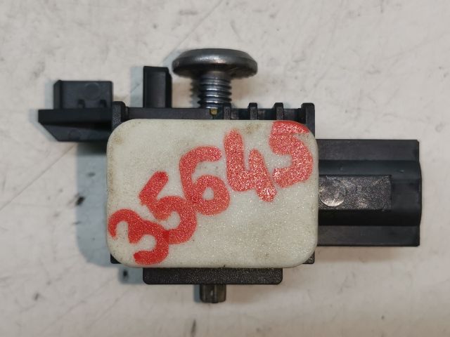 bontott RENAULT MODUS Bal első Oldal Ütközés Érzékelő