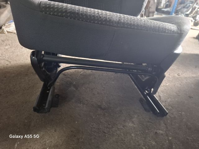 bontott RENAULT MODUS Bal első Ülés