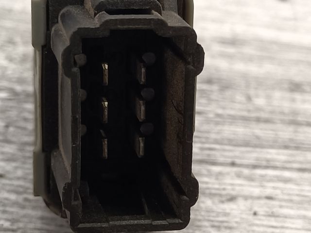 bontott RENAULT MODUS Bal hátsó Ablakemelő Kapcsoló