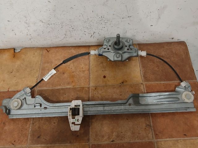bontott RENAULT MODUS Bal hátsó Ablakemelő Szerkezet (Mechanikus)