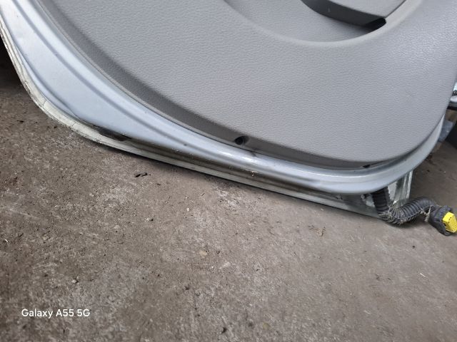 bontott RENAULT MODUS Bal hátsó Ajtó (Részeivel)