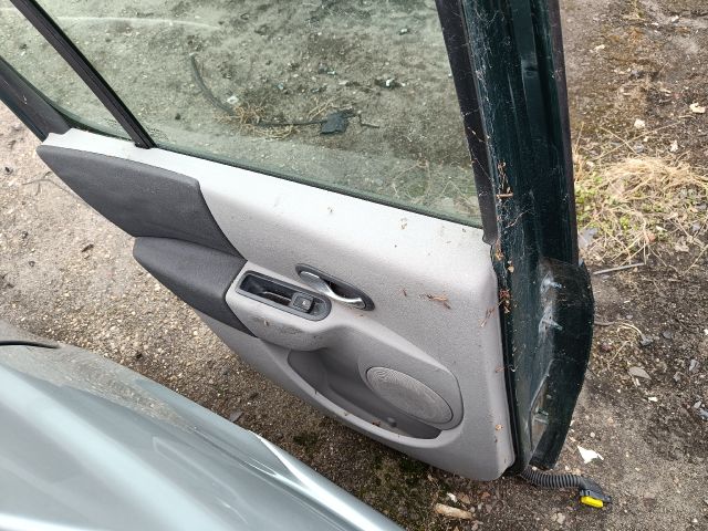 bontott RENAULT MODUS Bal hátsó Ajtó (Részeivel)