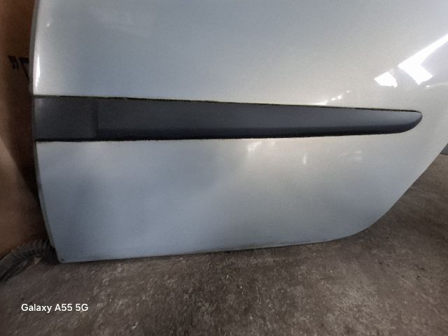 bontott RENAULT MODUS Bal hátsó Ajtó (Részeivel)