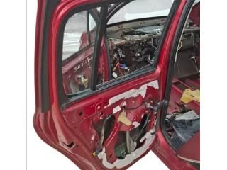 bontott RENAULT MODUS Bal hátsó Ajtó (Üres lemez)