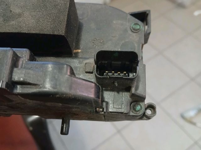 bontott RENAULT MODUS Bal hátsó Ajtózár