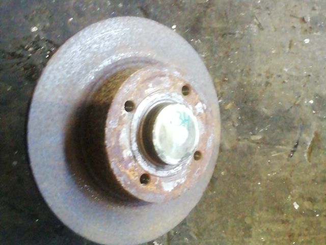 bontott RENAULT MODUS Bal hátsó Csonkállvány Kerékaggyal