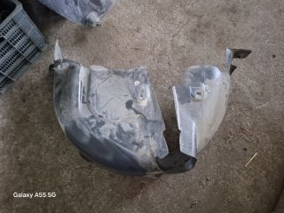 bontott RENAULT MODUS Bal hátsó Dobbetét (Kerékjárati, Műanyag)