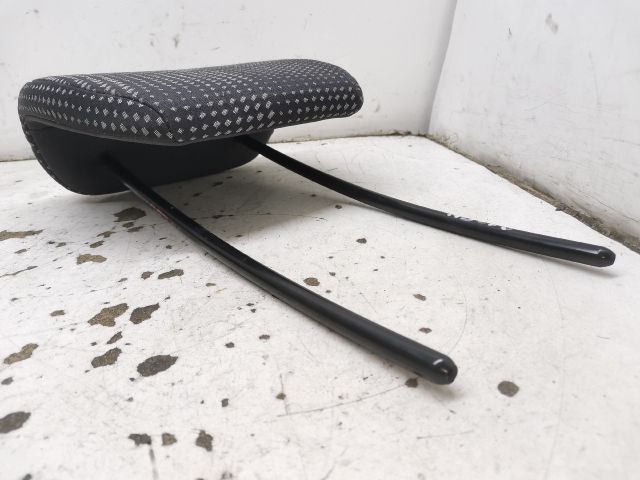 bontott RENAULT MODUS Bal hátsó Fejtámla