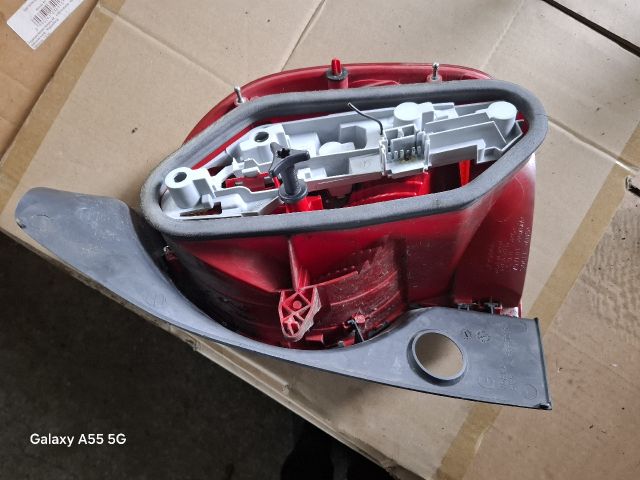 bontott RENAULT MODUS Bal Hátsó Lámpa