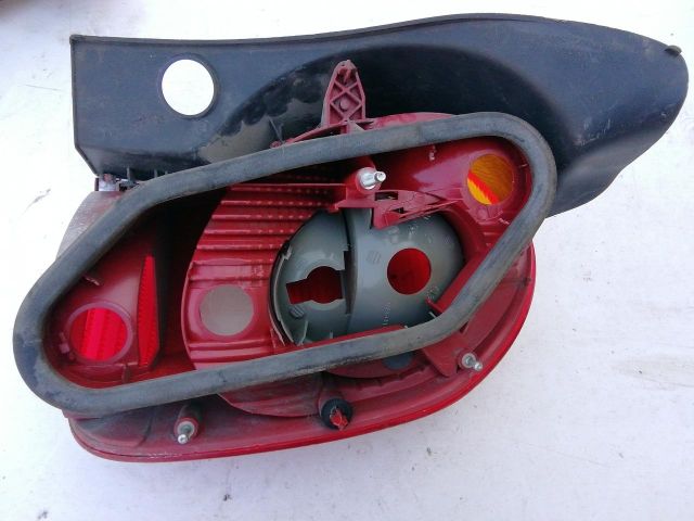 bontott RENAULT MODUS Bal Hátsó Lámpa