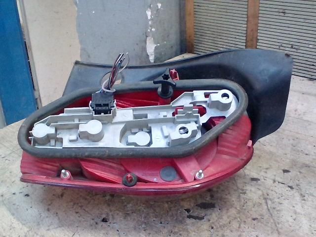 bontott RENAULT MODUS Bal Hátsó Lámpa