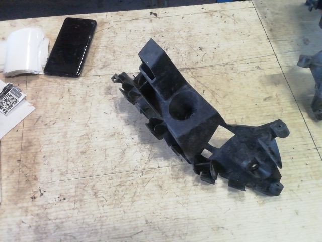 bontott RENAULT MODUS Bal hátsó Oldal Lökhárító Tartó (Műanyag)