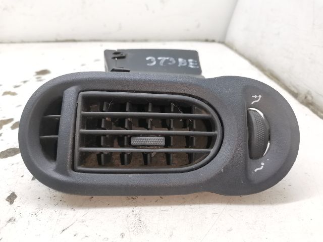 bontott RENAULT MODUS Bal Szellőző