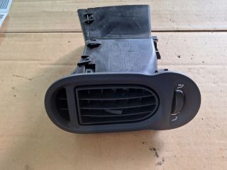 bontott RENAULT MODUS Bal Szellőző