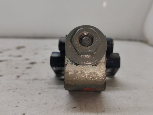 bontott RENAULT MODUS Csomagtérajtó Bal Zsanér