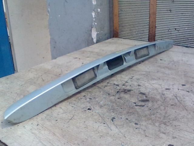 bontott RENAULT MODUS Csomagtérajtó Díszléc