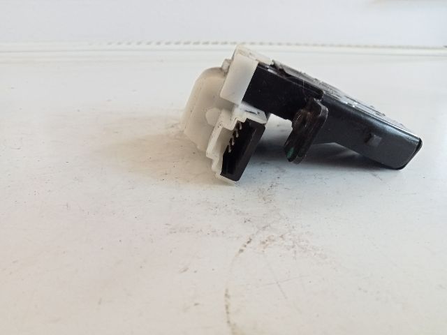 bontott RENAULT MODUS Csomagtérajtó Zárszerkezet