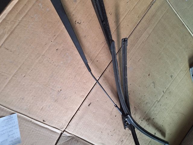 bontott RENAULT MODUS Első Ablaktörlő Kar