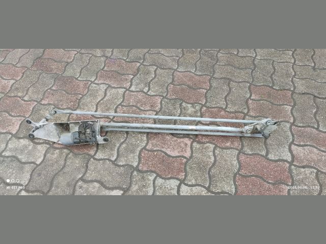 bontott RENAULT MODUS Első Ablaktörlő Szerkezet Motorral