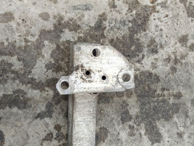 bontott RENAULT MODUS Első Lökhárító Merevítő (Fém)