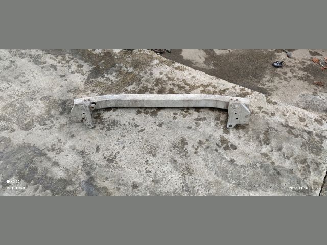 bontott RENAULT MODUS Első Lökhárító Merevítő (Fém)