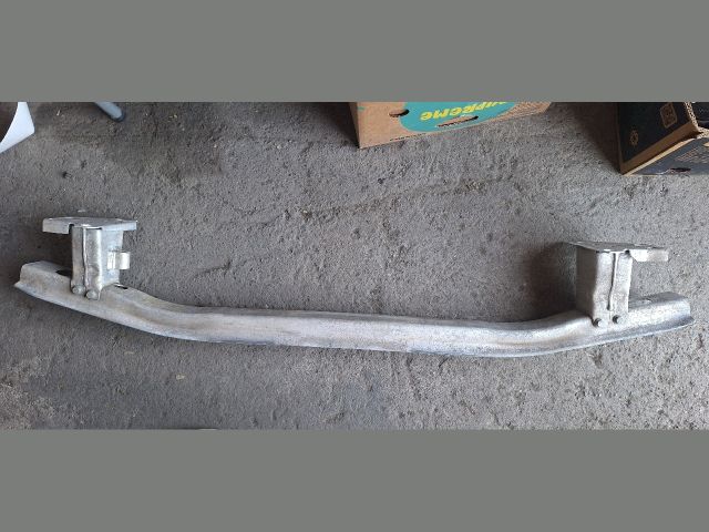 bontott RENAULT MODUS Első Lökhárító Merevítő (Fém)