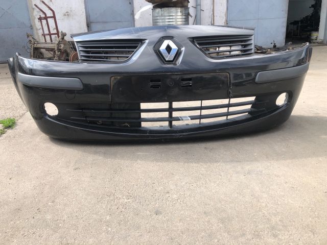 bontott RENAULT MODUS Első Lökhárító (Részeivel)