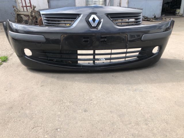 bontott RENAULT MODUS Első Lökhárító (Részeivel)