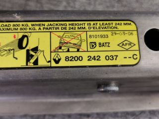 bontott RENAULT MODUS Emelő