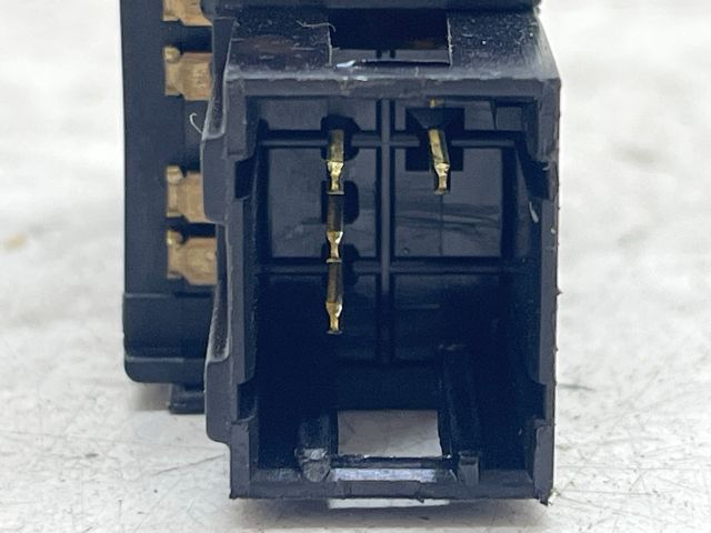 bontott RENAULT MODUS Fényszórómagasság Állító Kapcsoló