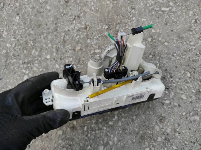 bontott RENAULT MODUS Fűtéskapcsoló (manuális klímás)