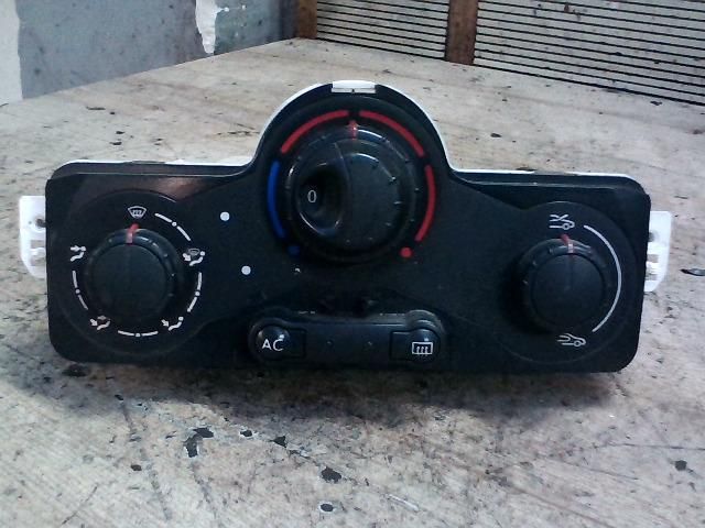 bontott RENAULT MODUS Fűtéskapcsoló