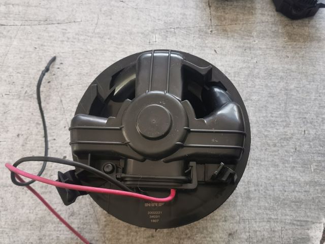 bontott RENAULT MODUS Fűtőmotor (Klímás)