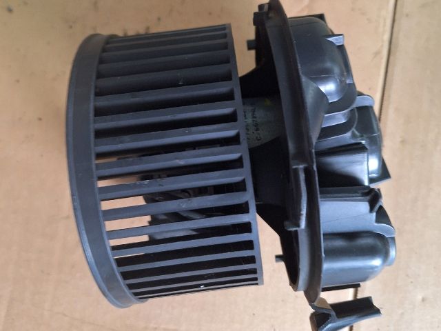 bontott RENAULT MODUS Fűtőmotor (Klímás)