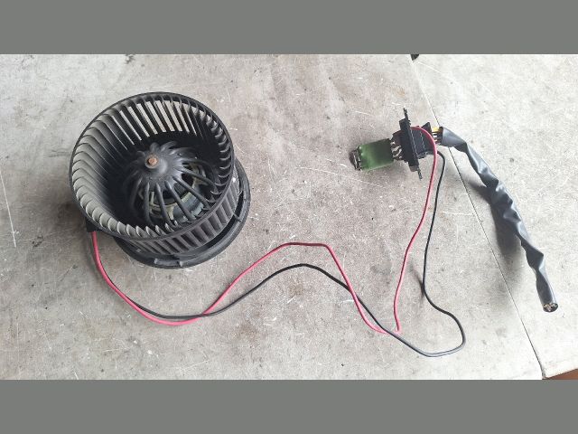 bontott RENAULT MODUS Fűtőmotor (Nem klímás)