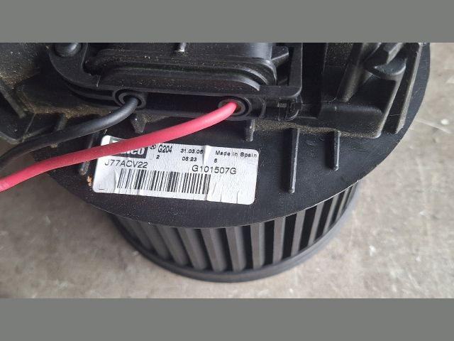 bontott RENAULT MODUS Fűtőmotor (Nem klímás)