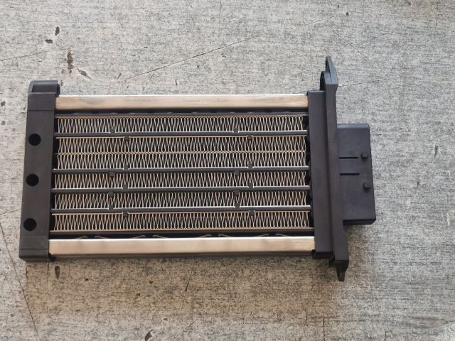 bontott RENAULT MODUS Fűtőradiátor (Elektromos)