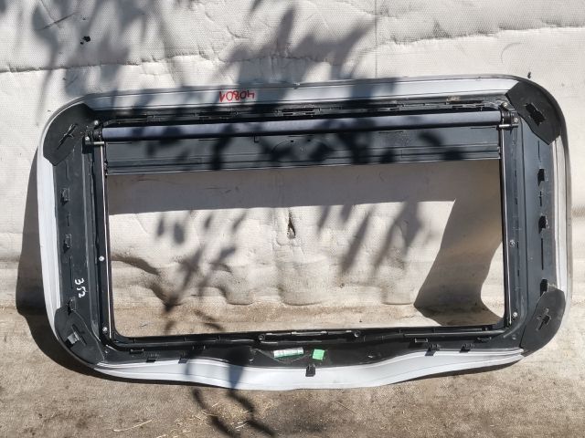 bontott RENAULT MODUS Hátsó középső Árnyékoló Roló