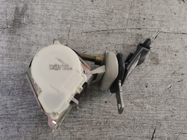 bontott RENAULT MODUS Hátsó középső Biztonsági Öv