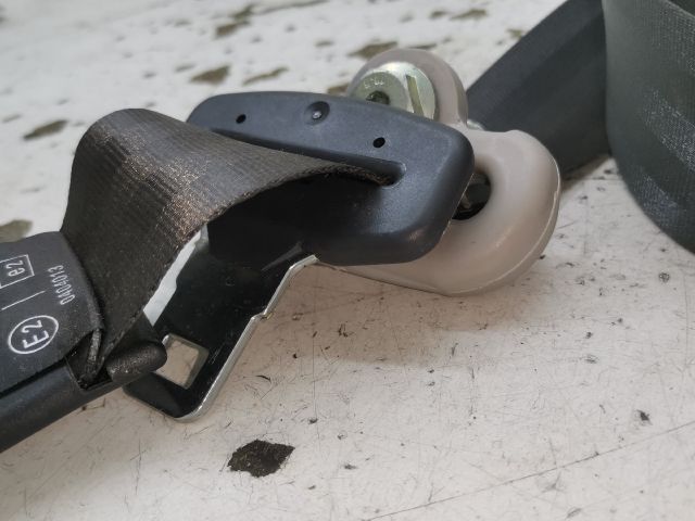 bontott RENAULT MODUS Hátsó középső Biztonsági Öv